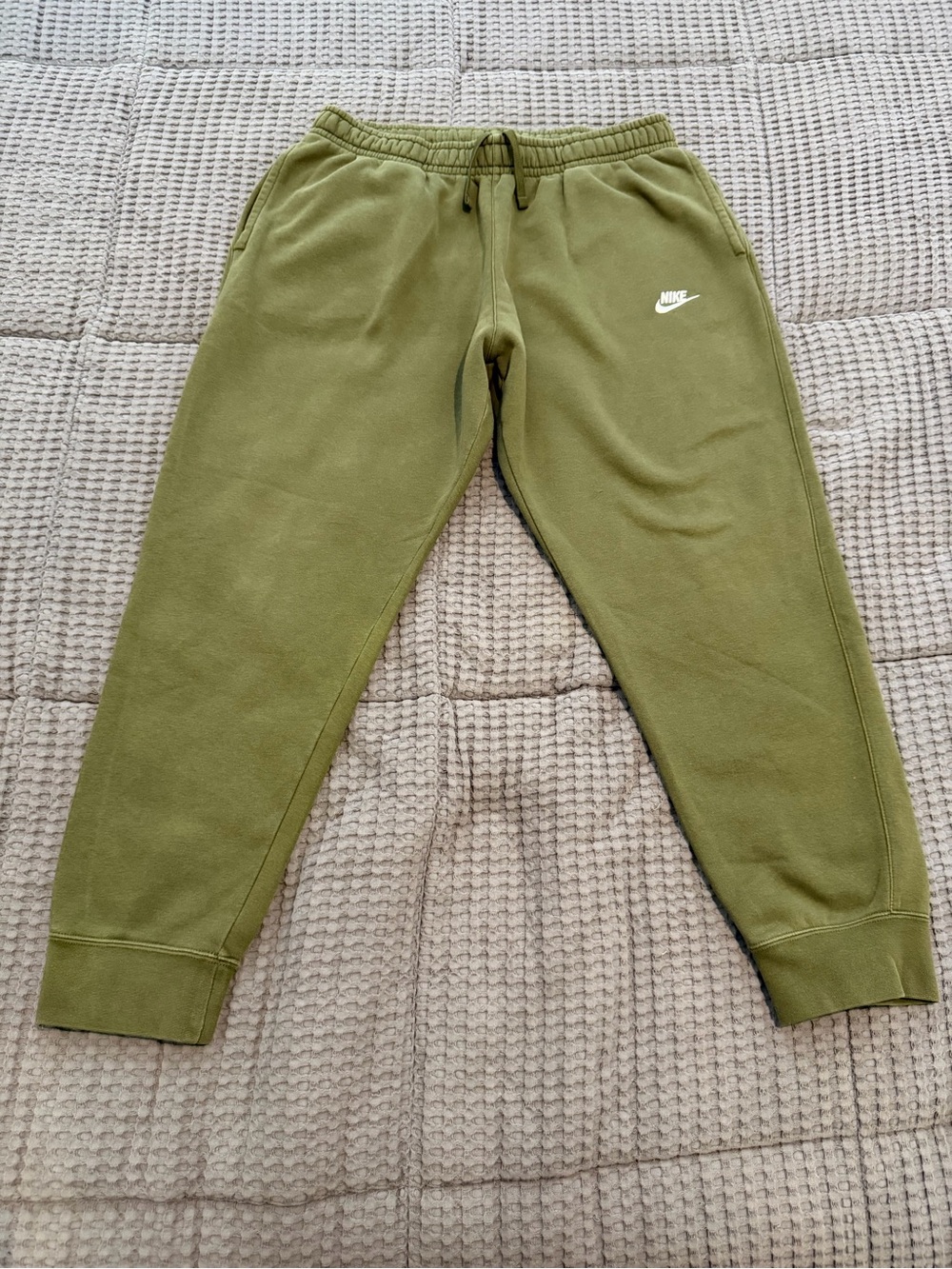 Nike Men’s Green Fleece Jogger Pants XL Drawstring Elastic Waist Cotton/Poly